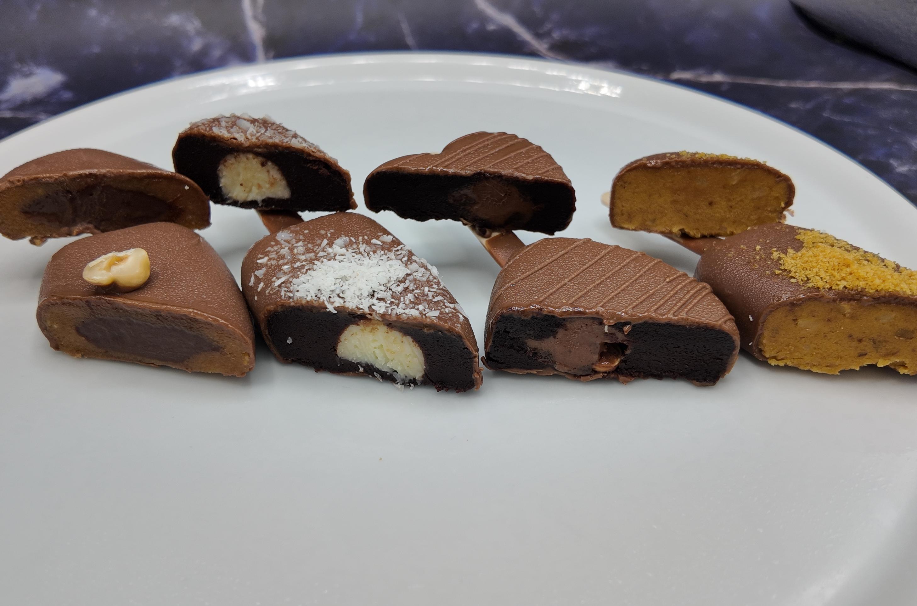 มันฝรั่งน้ำผึ้งกับถั่วเคลือบน้ำตาลคาราเมล