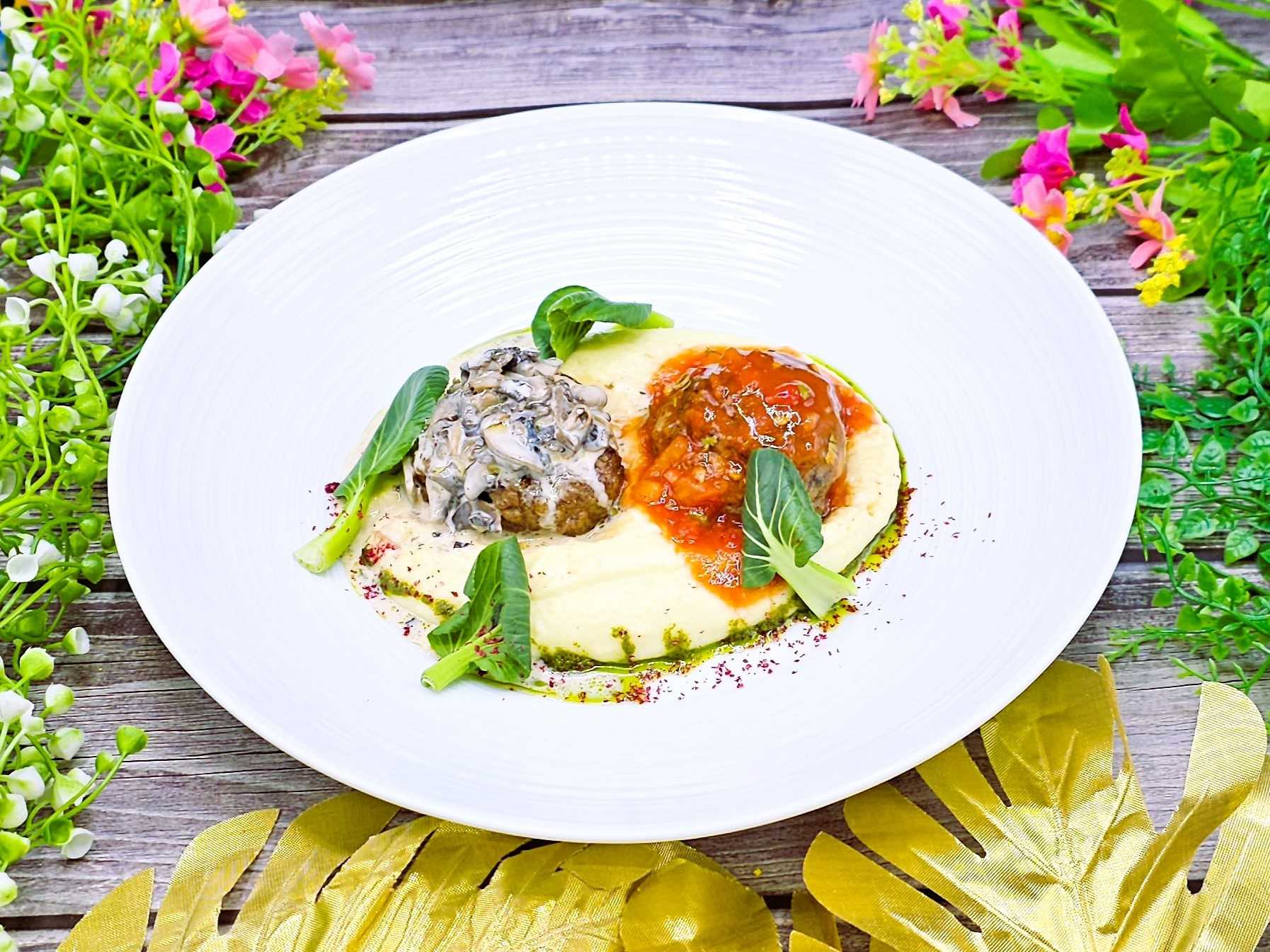 เนื้อทอดกับมันฝรั่งบด