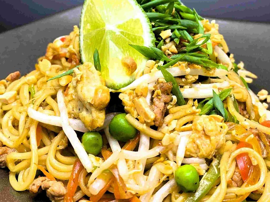 ผัดไทไก