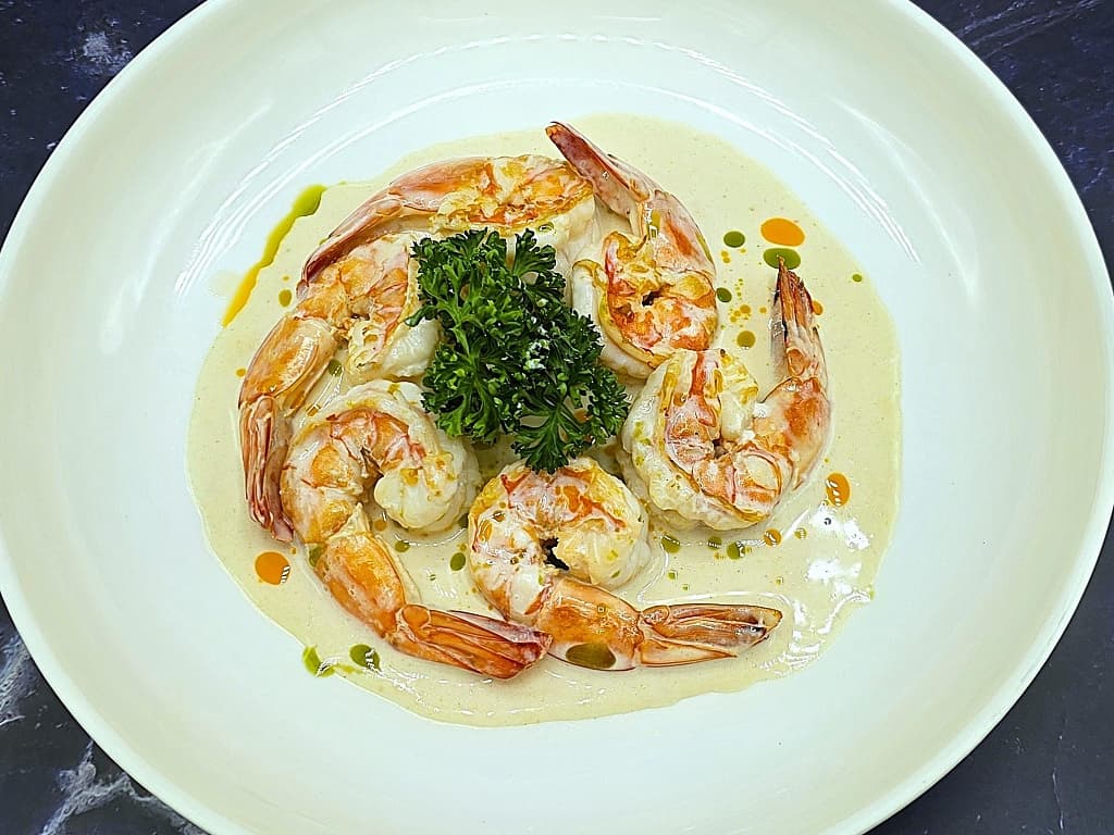 กุ้งในซอสครีม