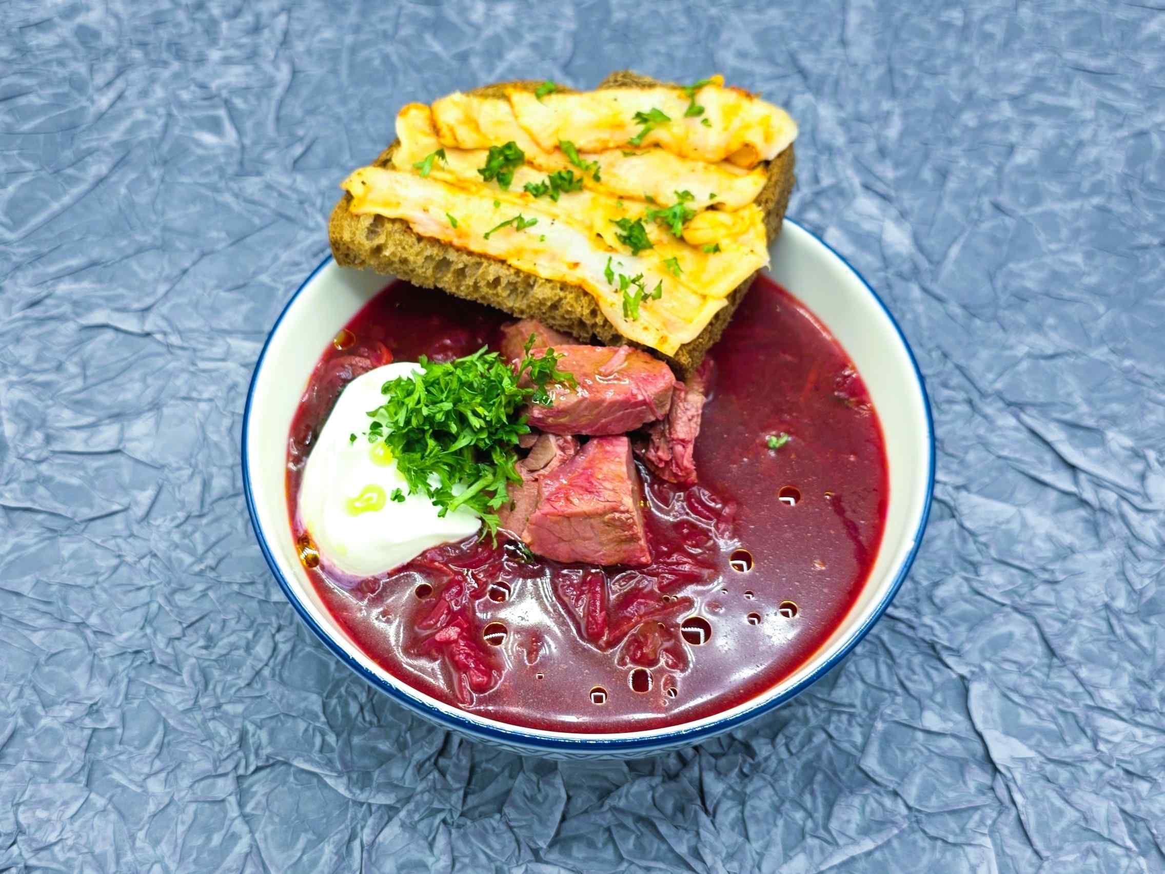 Borscht กับเนื้อวัว